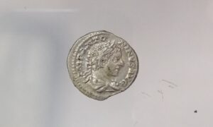 denario romano Heliogabalo. Denario. Varius Avitus Bassianus