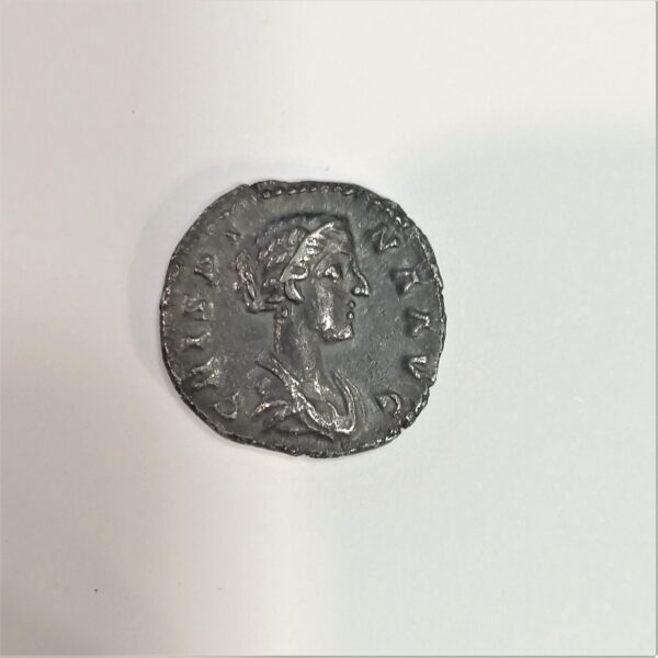 moneda de plata romana crispina