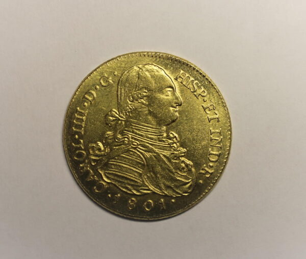 moneda 8 escudos carlos IV